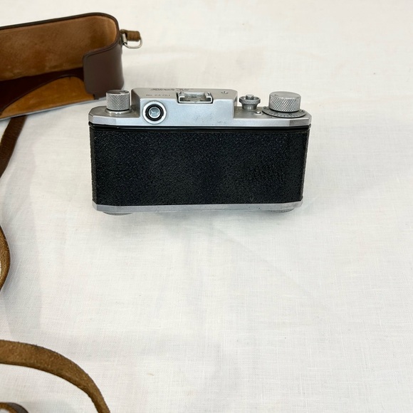 Ricoh 35 35mm Film Rangefinder Camera with Ricomat 4.5cm f/3.5 Lens - Picture 11 of 12